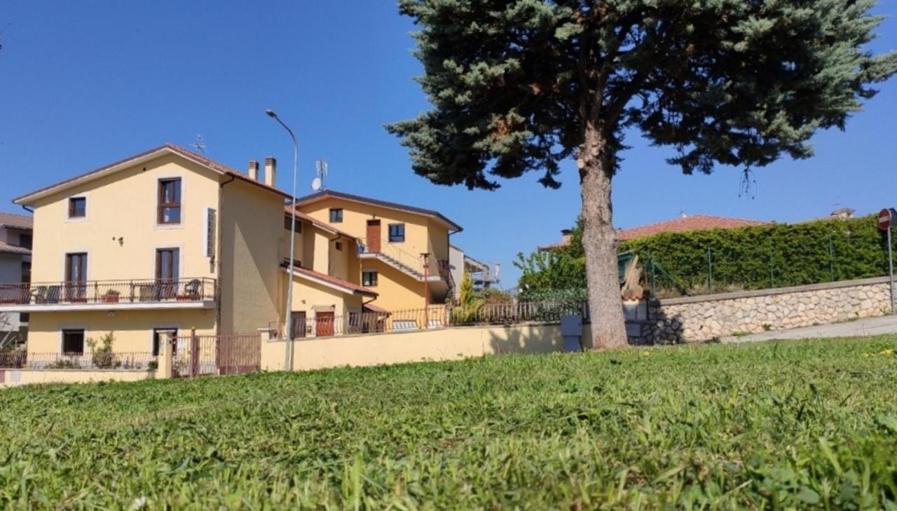 Complesso Turistico Aurora - Appartamenti Poggio Picenze Εξωτερικό φωτογραφία