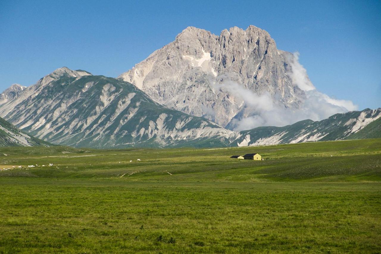 Complesso Turistico Aurora - Appartamenti Poggio Picenze Εξωτερικό φωτογραφία