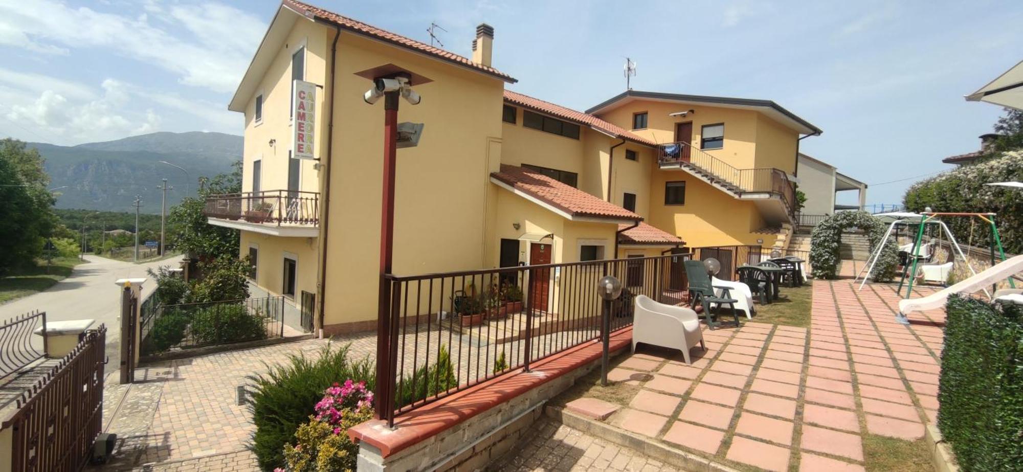 Complesso Turistico Aurora - Appartamenti Poggio Picenze Εξωτερικό φωτογραφία